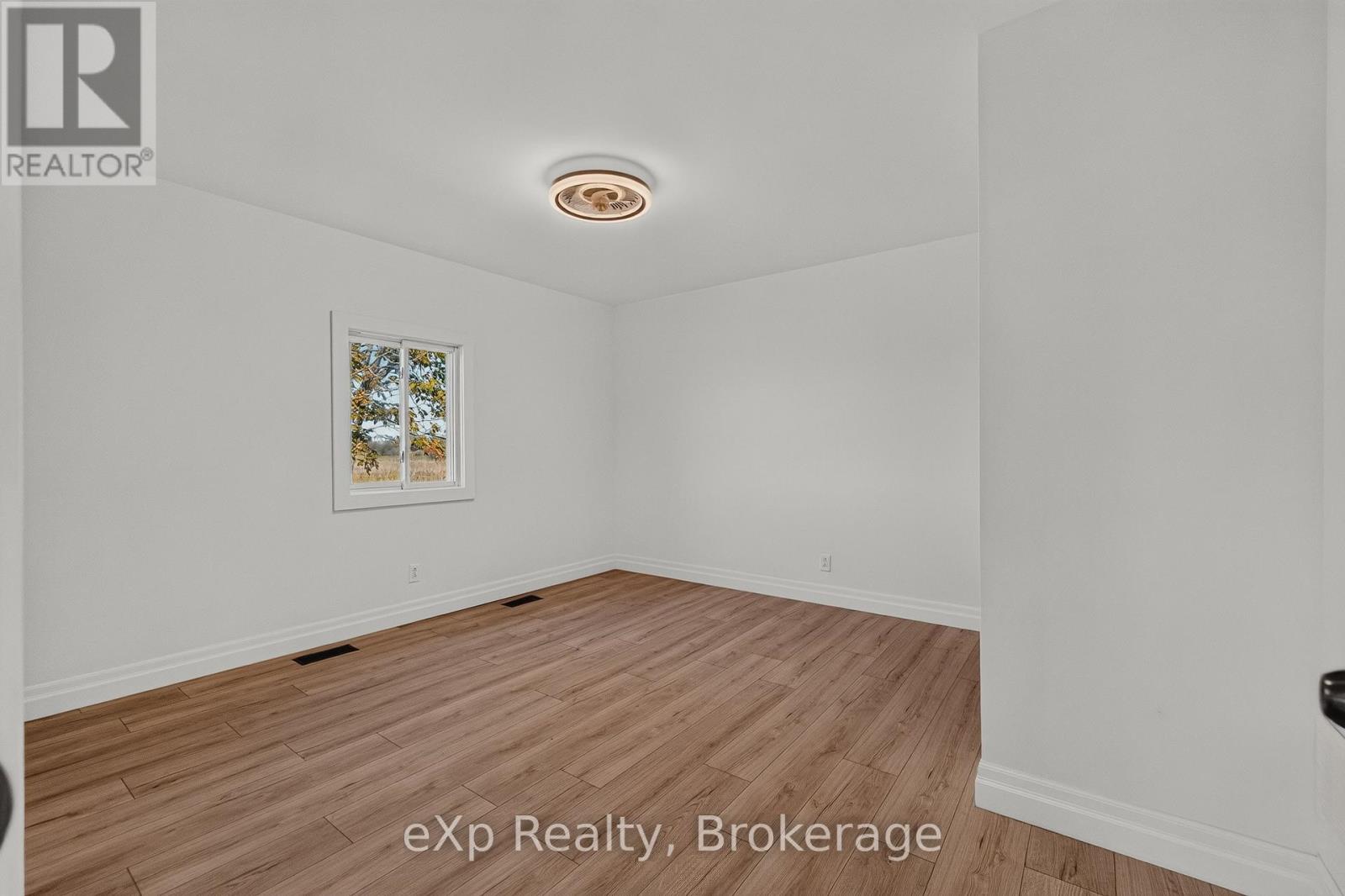 225697 SOUTHGATE 22 ROAD - Image 15