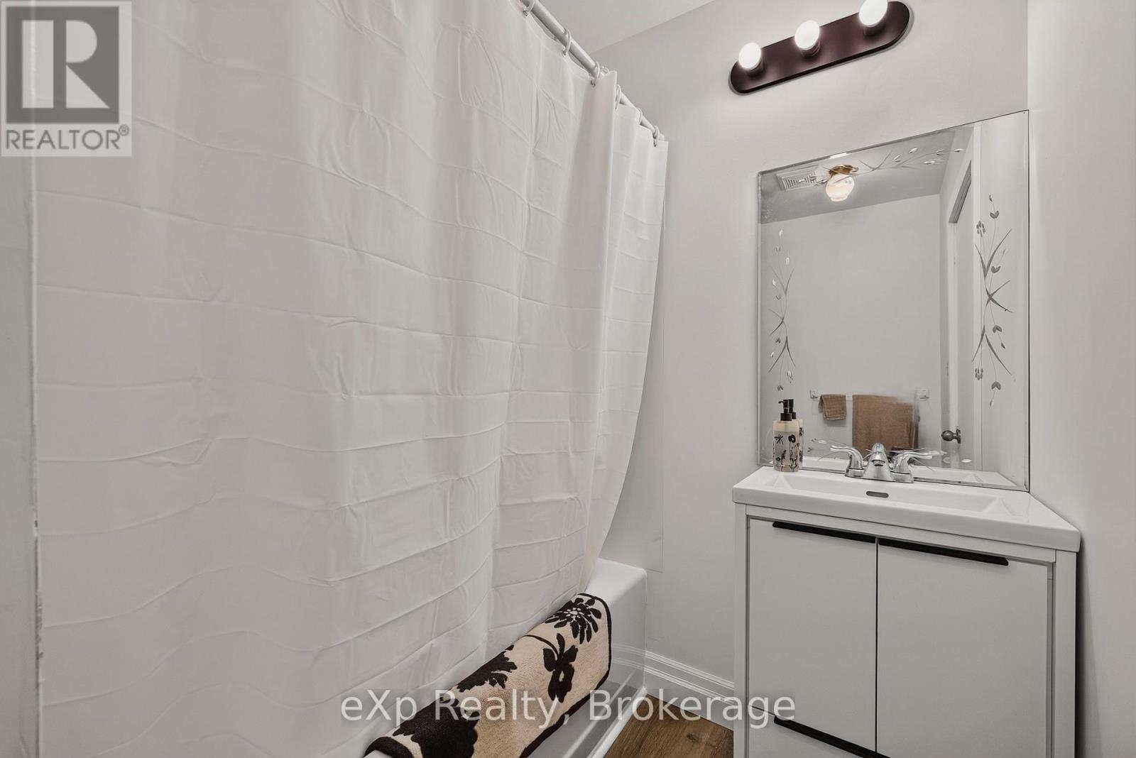 225697 SOUTHGATE 22 ROAD - Image 19