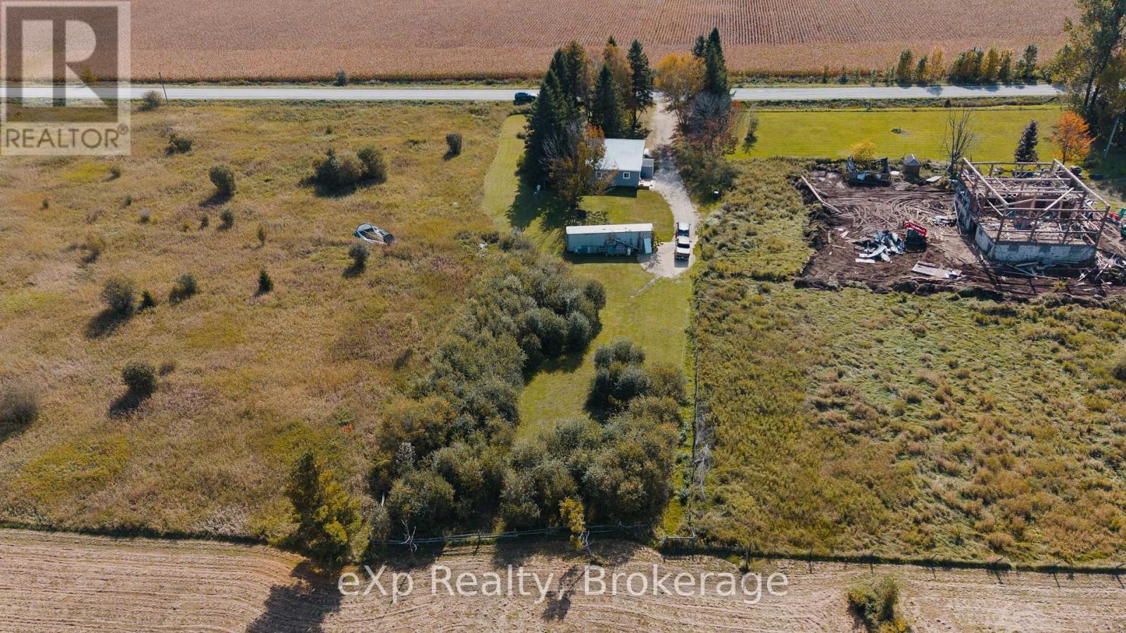 225697 SOUTHGATE 22 ROAD - 26