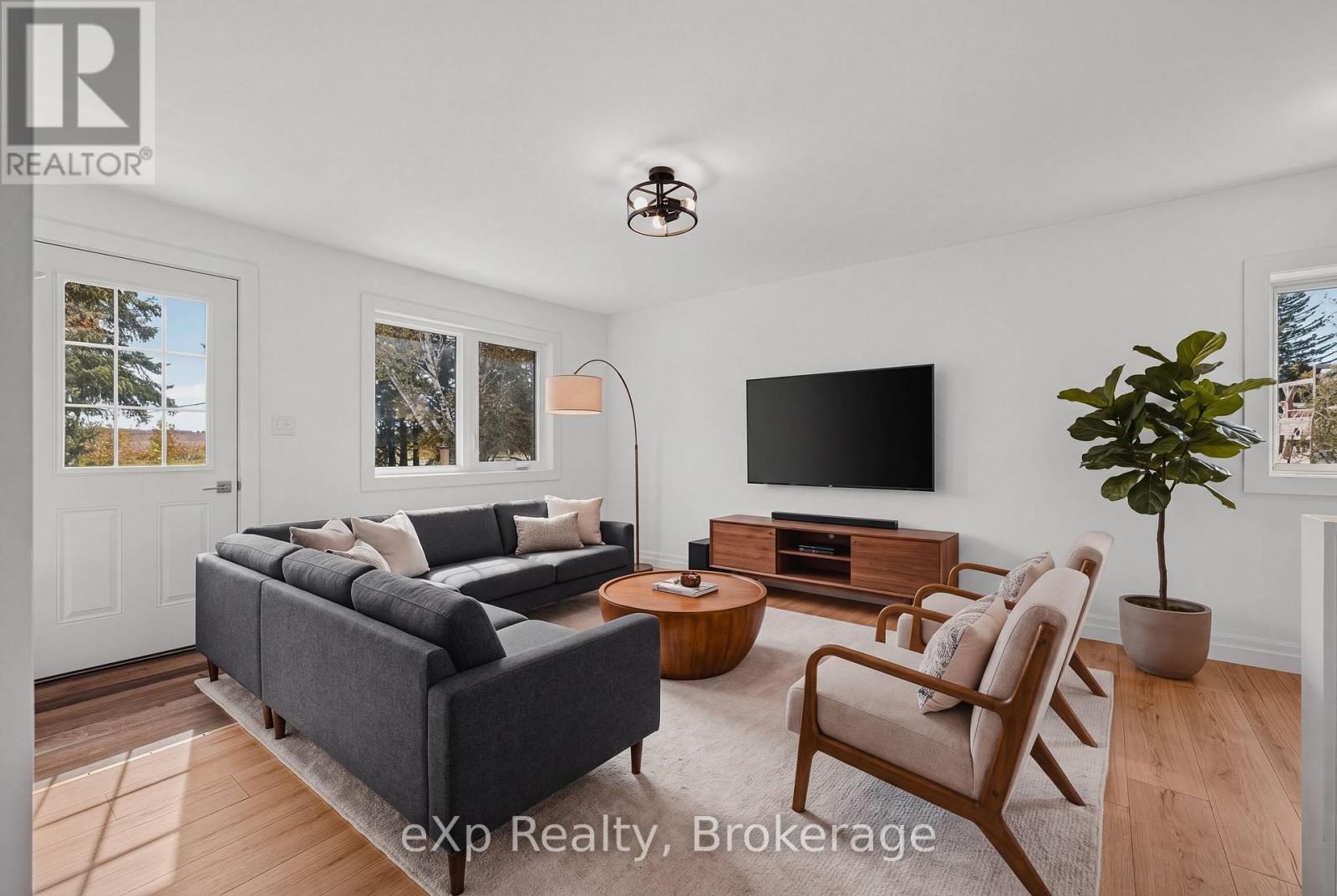 225697 SOUTHGATE 22 ROAD - Image 9