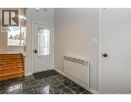 Bath (# pieces 1-6) - 25 Rue Du Voilier, Caraquet, NB E1W1A4 Photo 9