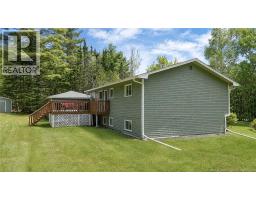 215 Hughes Street, photo 4
