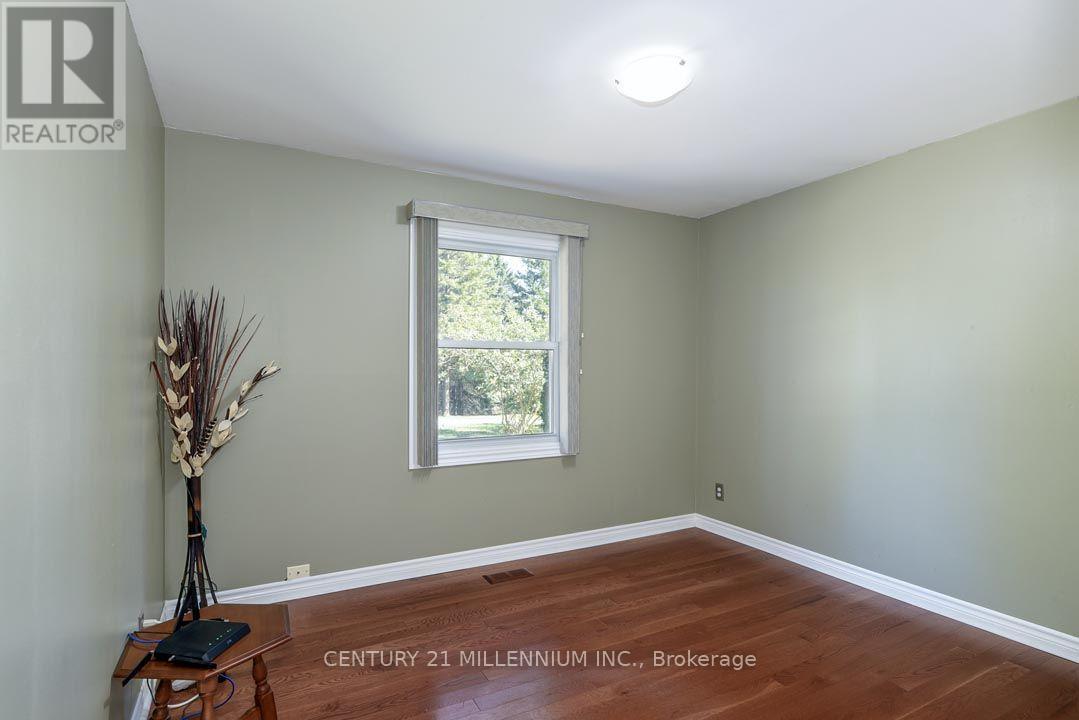 18350 DUFFYS LANE - Image 33