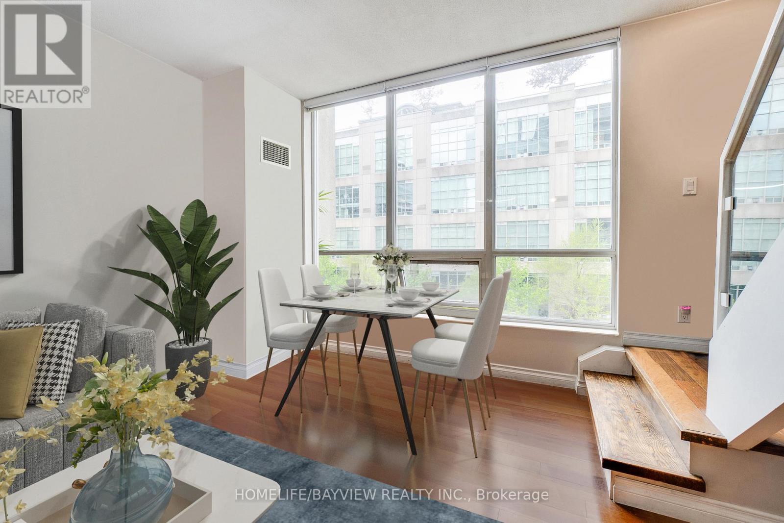 315- 185 Legion Road North, Toronto, ON photo 3