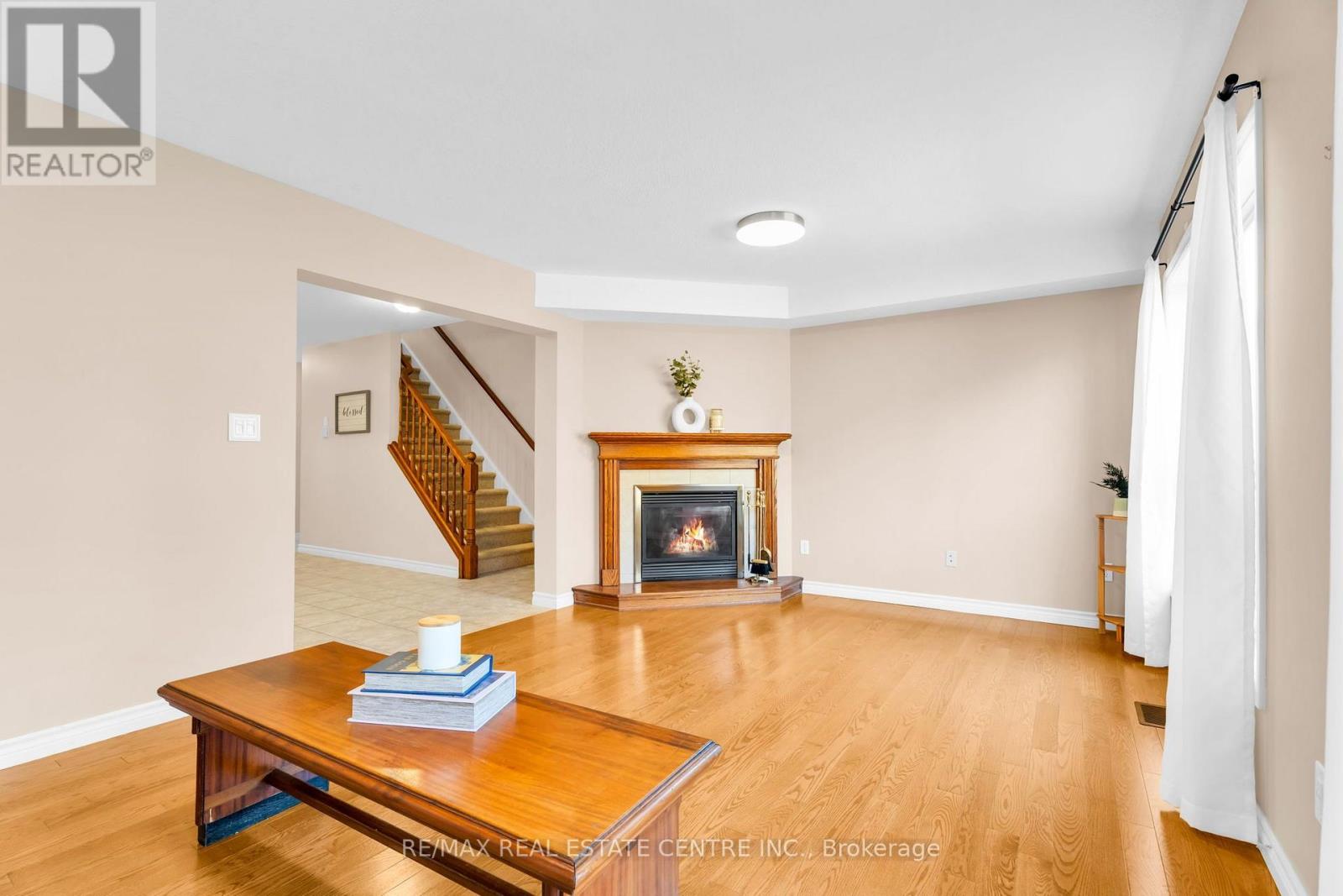 #11 20 SHACKLETON DRIVE - Image 16