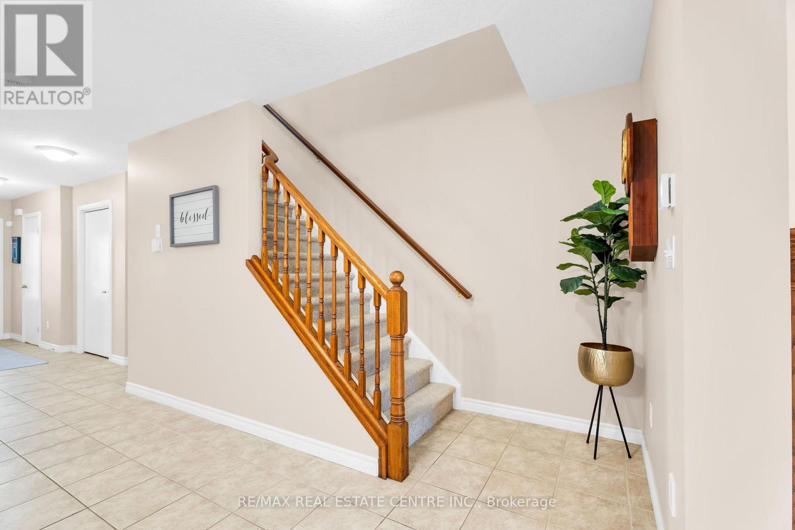 #11 20 SHACKLETON DRIVE - Image 20