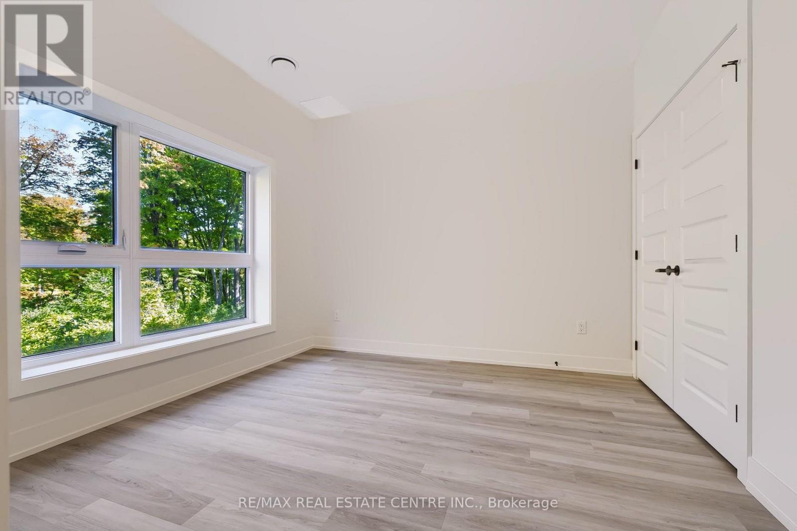 124- 1100 Lackner Place, Kitchener, ON photo 12