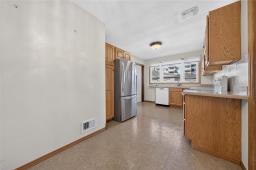284 Rita Street, Winnipeg, MB R3J2Y2 Photo 13