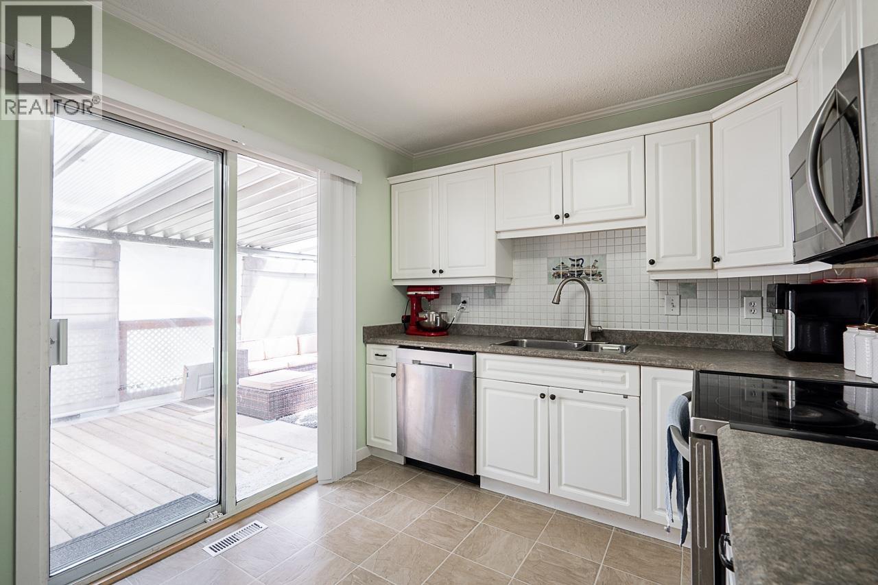 3 Bed, 2 Bath House for Sale in Maple Ridge – 12214 211 STREET, Maple Ridge – MLS# R3171681 - Image 13