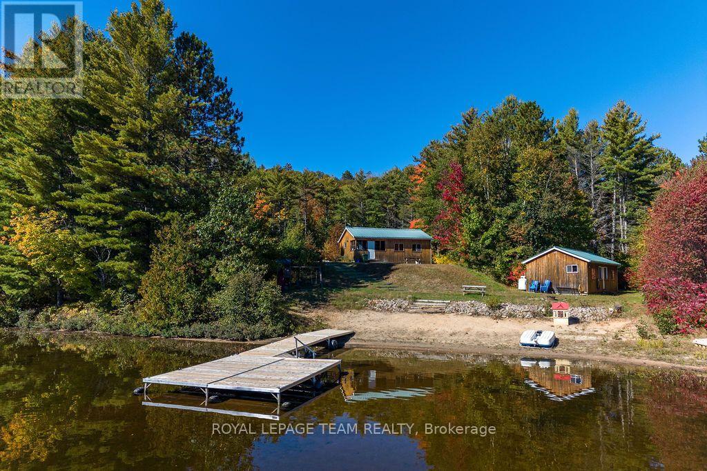 662 LONG LAKE ROAD - 1