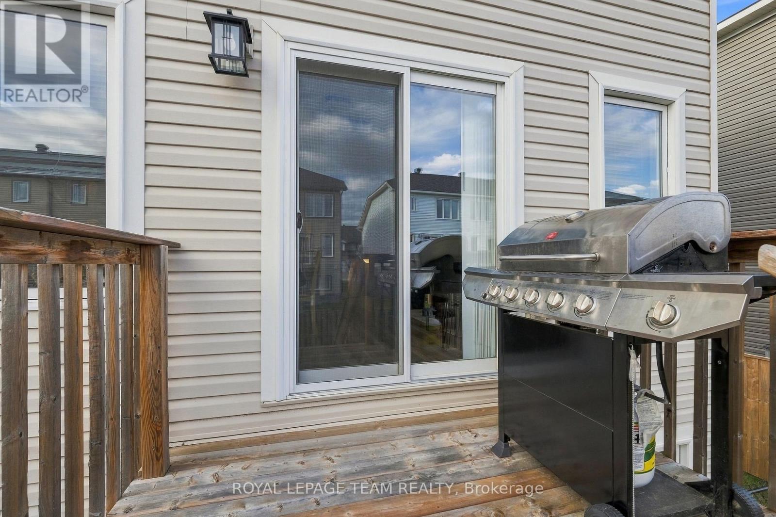 163 FERRARA DRIVE - Image 33