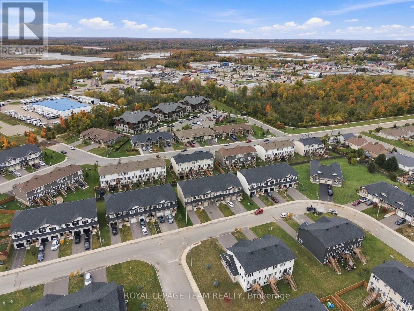 163 FERRARA DRIVE - Image 39