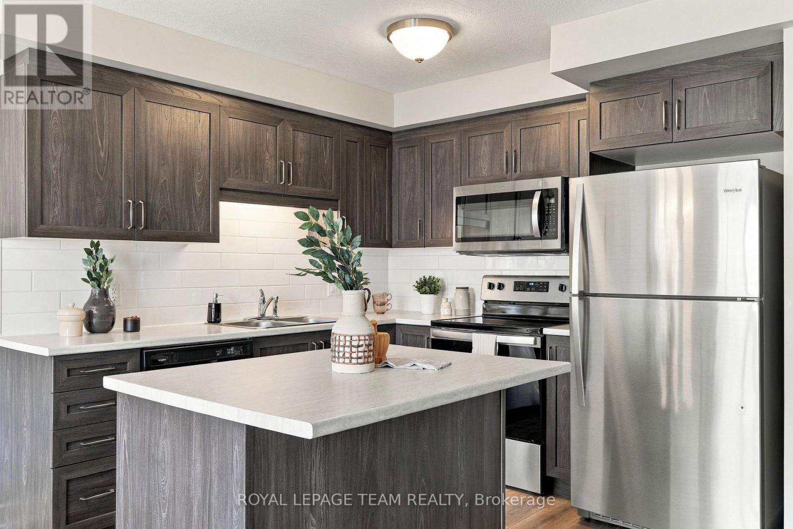 163 FERRARA DRIVE - Image 9