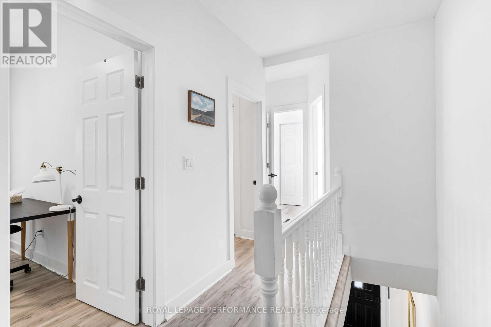 3-5 Mary Street N