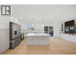 460 Queensland Place SE - photo 18