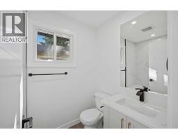 460 Queensland Place SE - photo 25