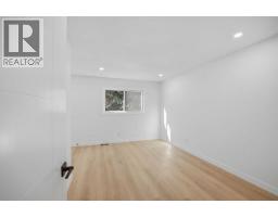 460 Queensland Place SE - photo 27