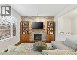 270 Cougar Ridge Drive SW - photo 9