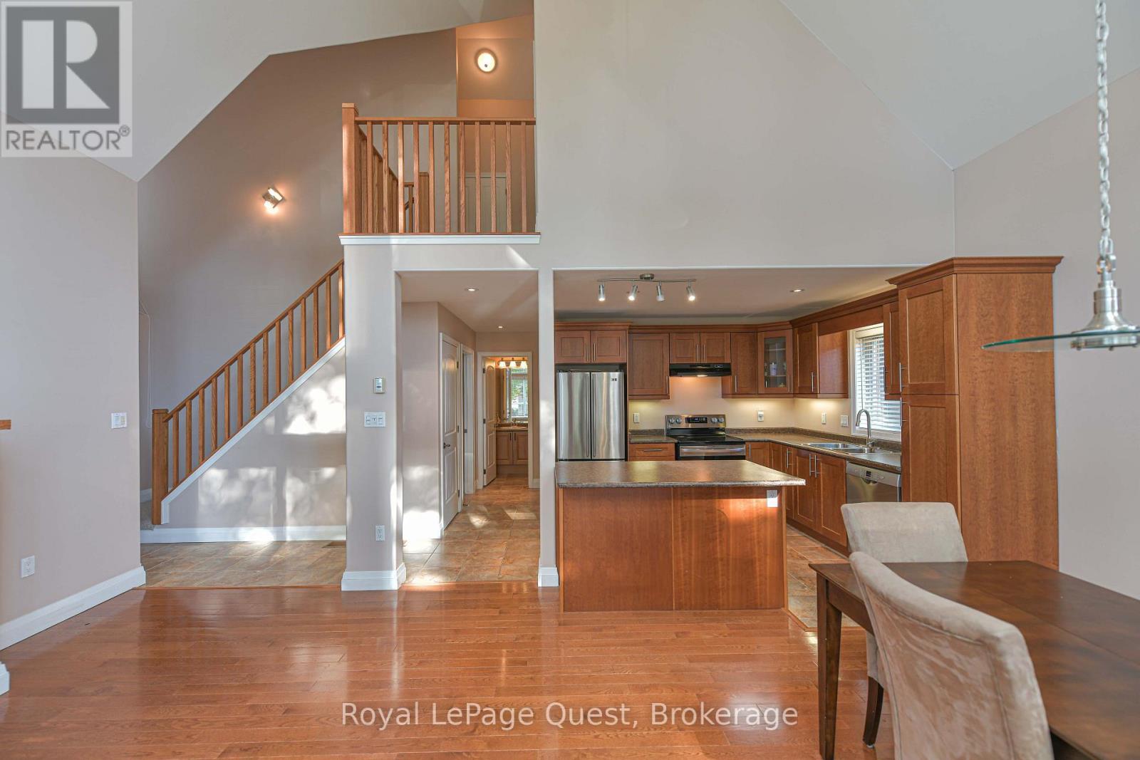 2956 LAKESIDE DRIVE - Image 12