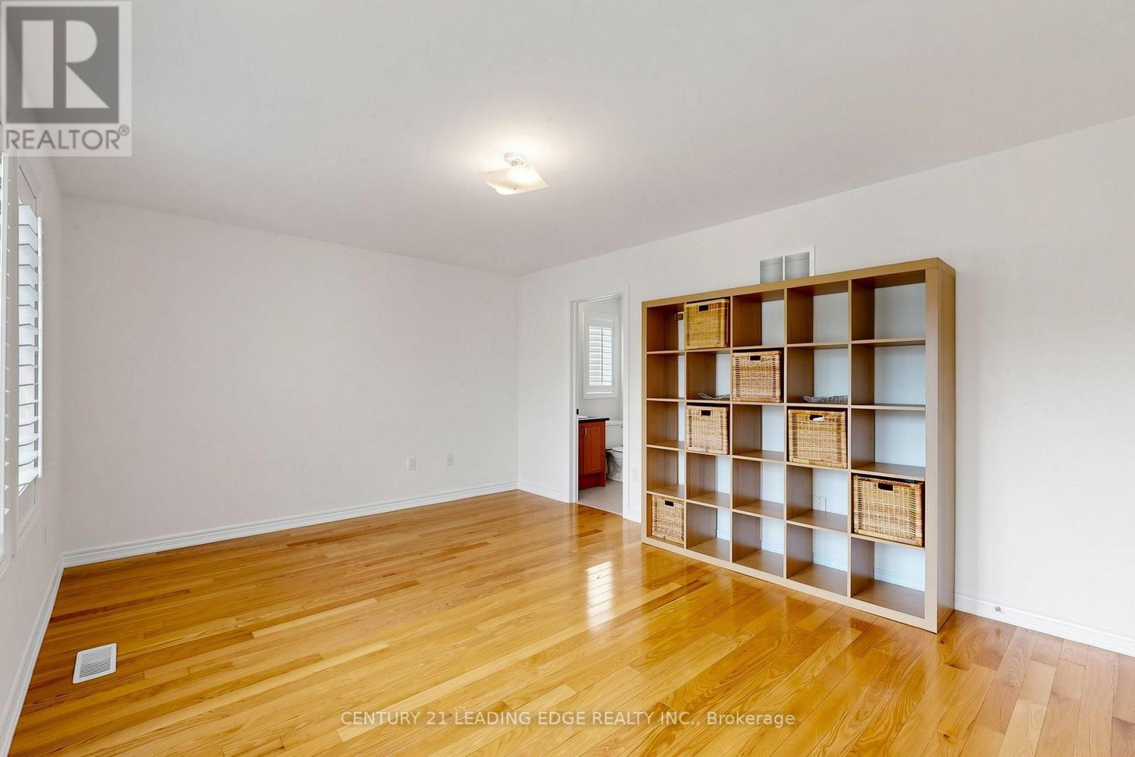 71 JOSEPHINE ROAD - 26