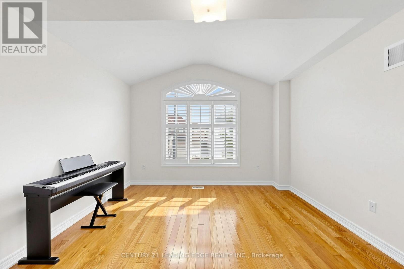 71 JOSEPHINE ROAD - 29