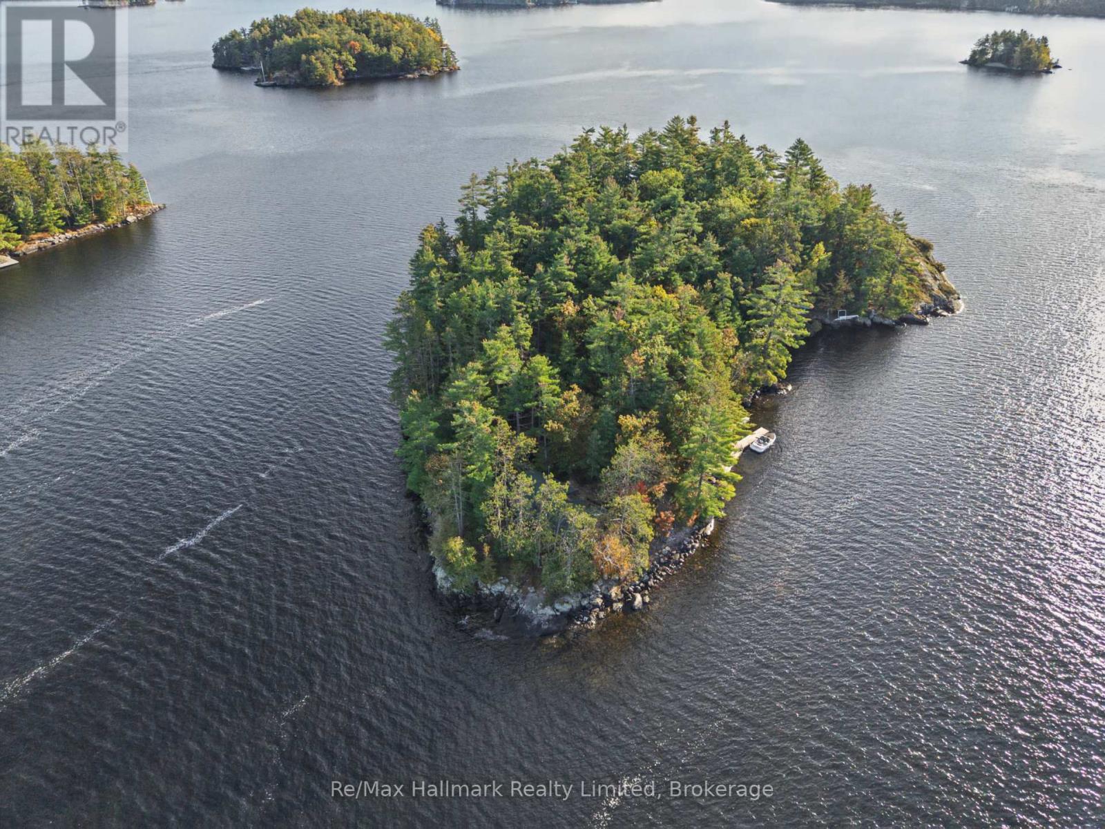 3 ISLAND 20LM ISLAND - Image 3