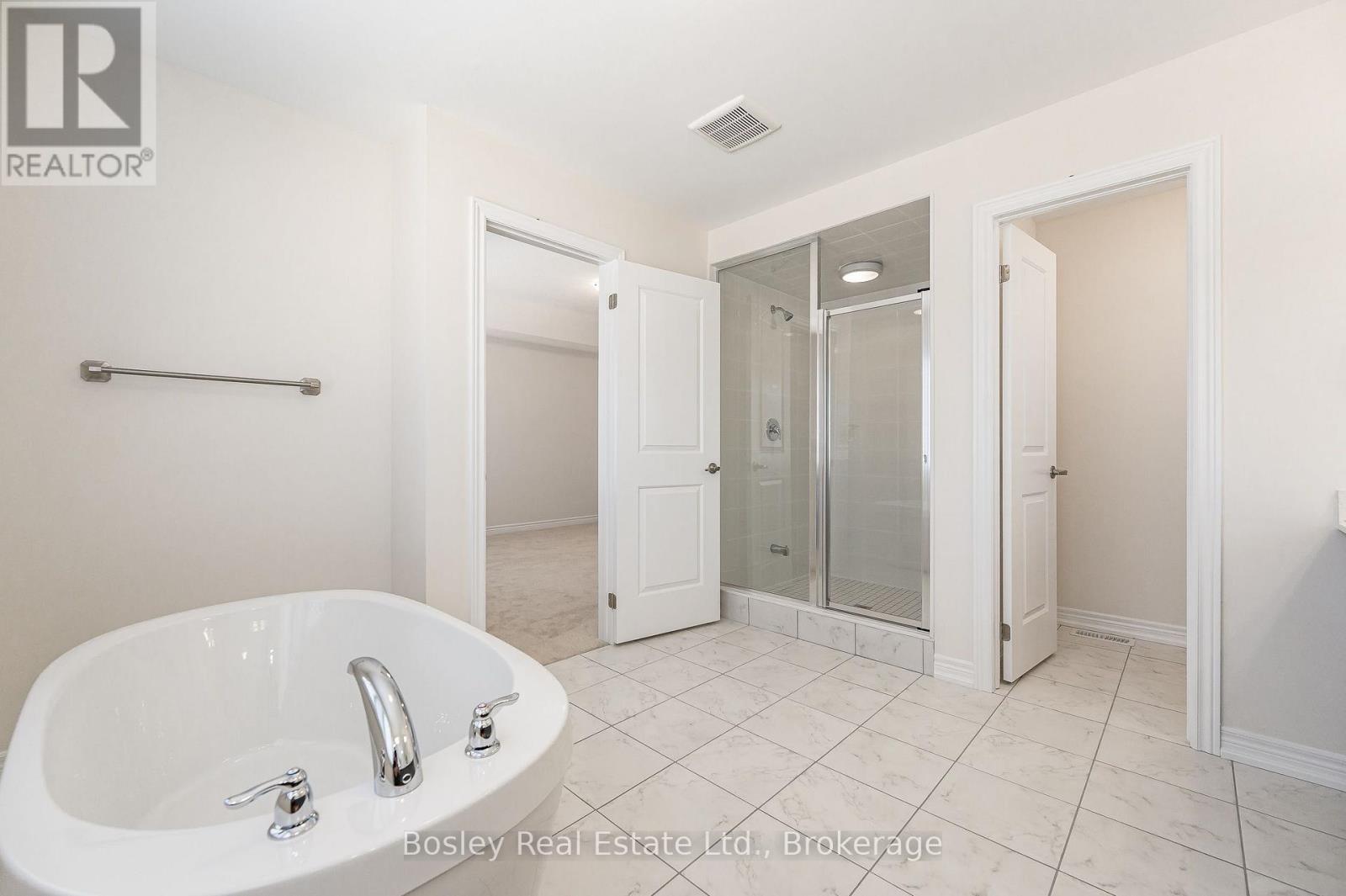 117 Haldimand Street — photo 37