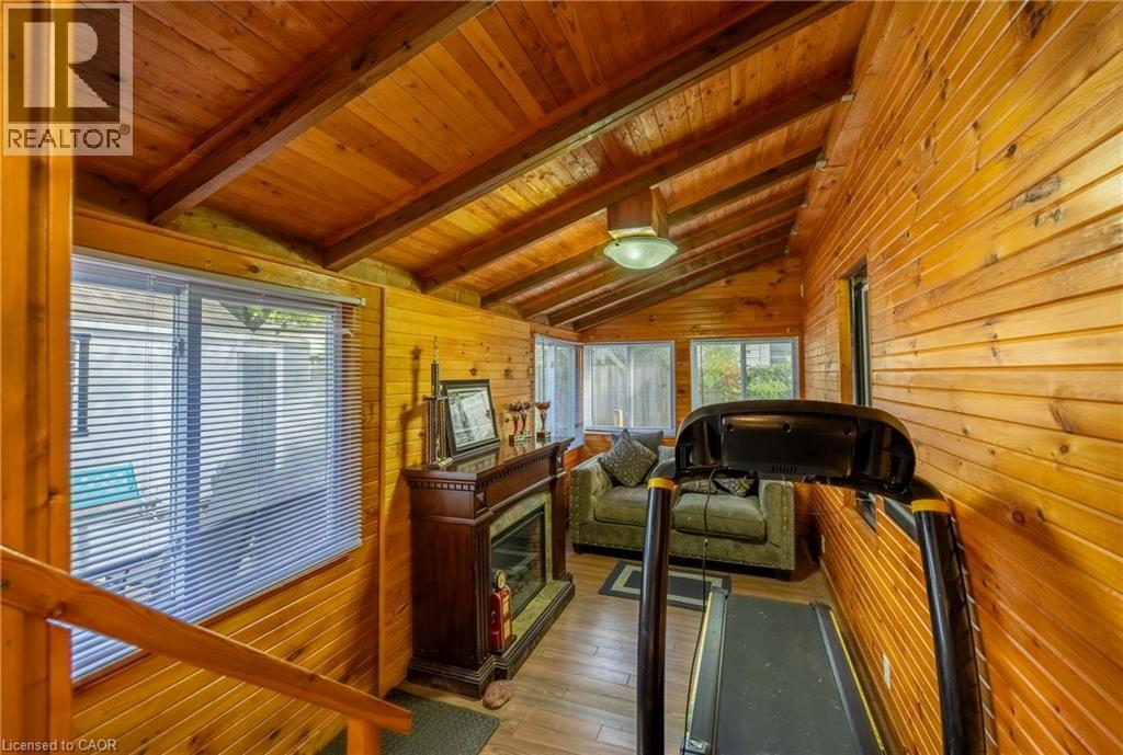 283 HALL Street - Image 10