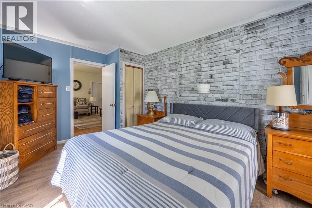 283 HALL Street - Image 12