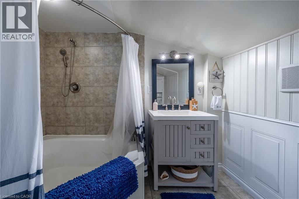 283 HALL Street - 14