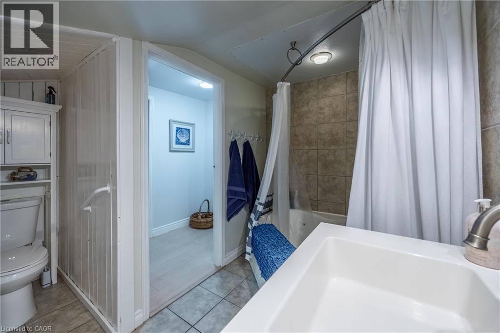 283 HALL Street - 15