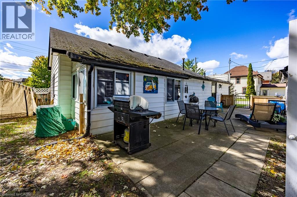 283 HALL Street - 17
