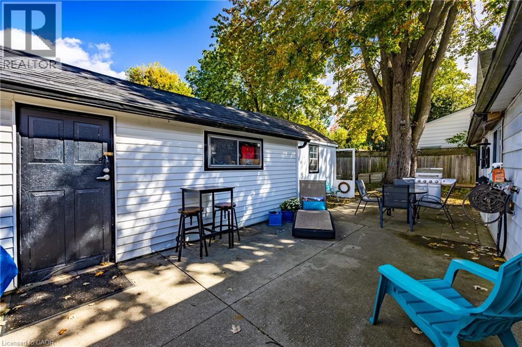 283 HALL Street - 20