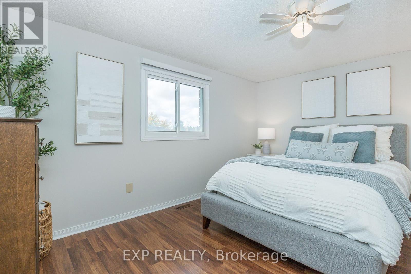 12 Craig Crescent, Barrie, ON photo 14