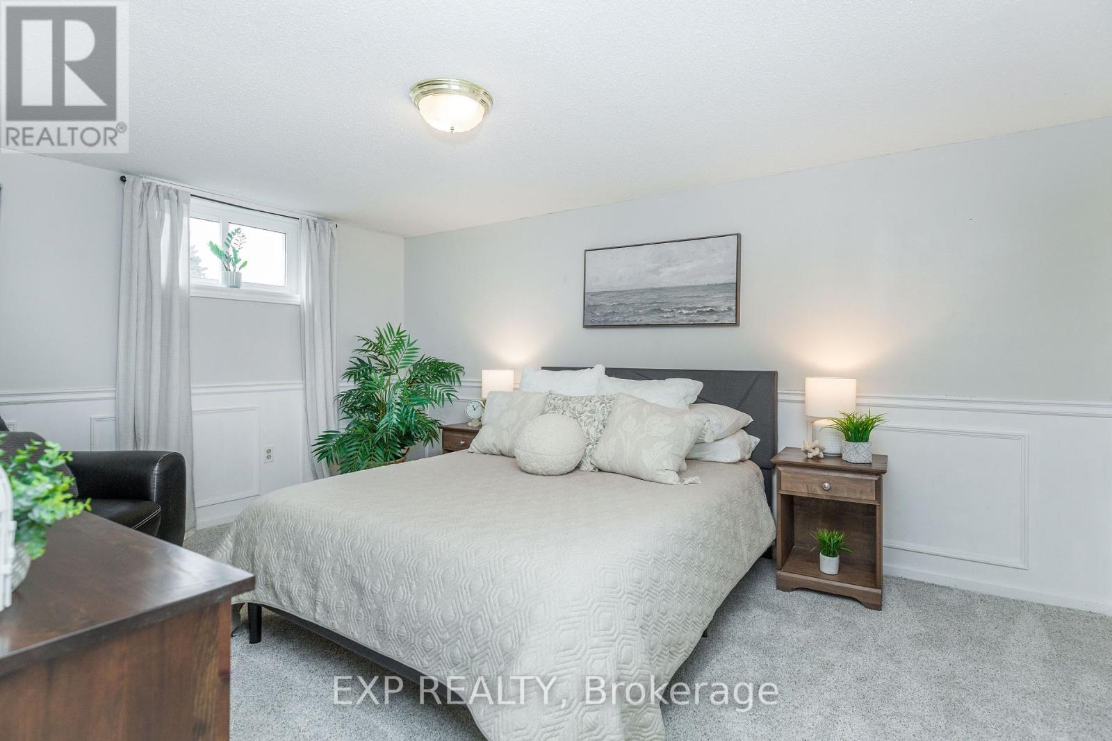 12 Craig Crescent, Barrie, ON photo 24