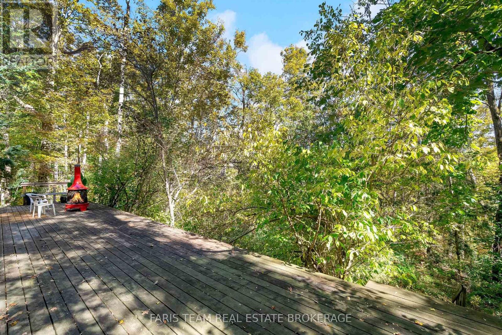 29 ONEIDA AVENUE - 23