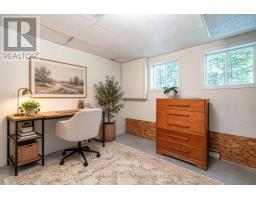 29 Oneida Avenue, Oro Medonte, ON L0K1E0 Photo 18