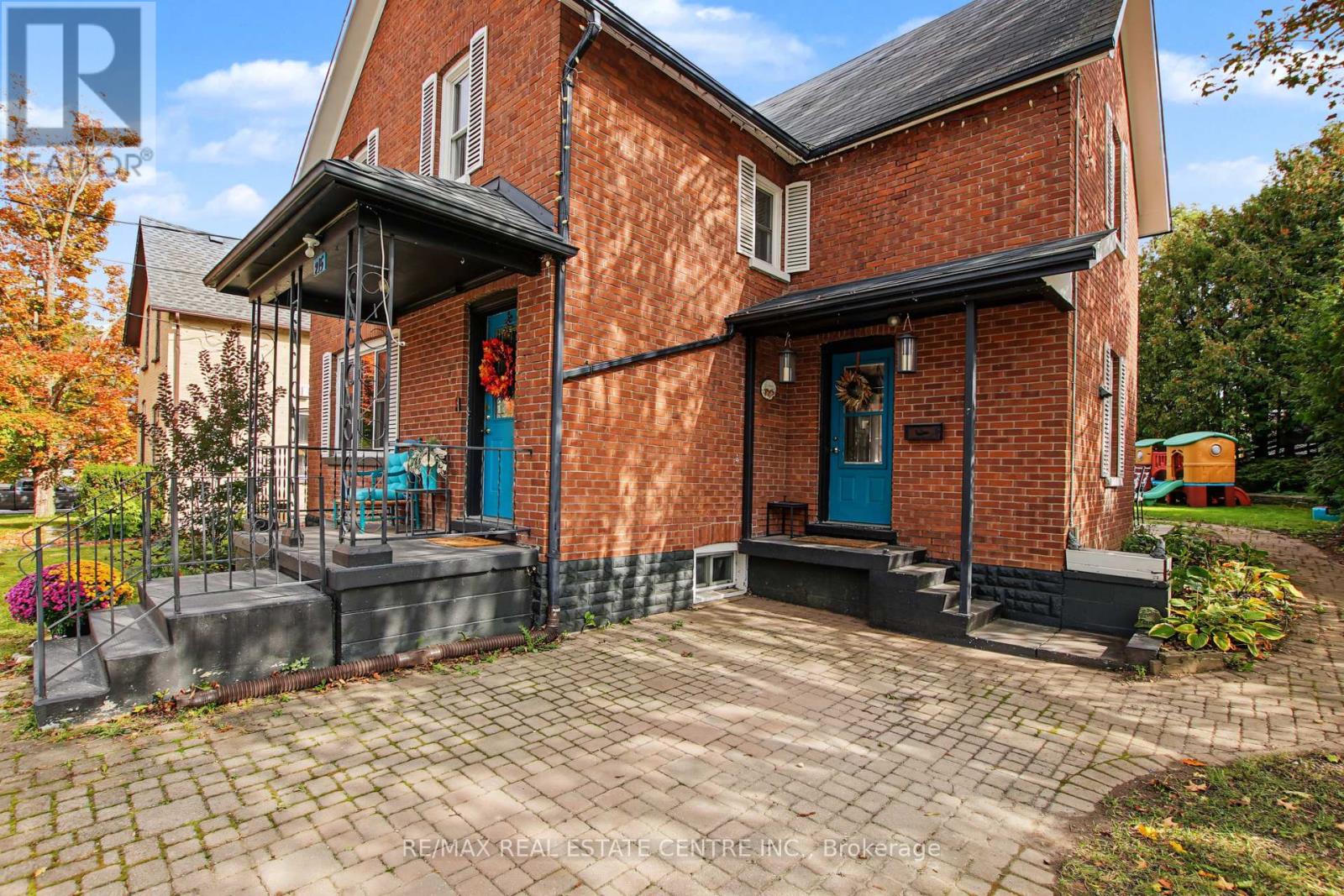 215 ELGIN STREET S - 5