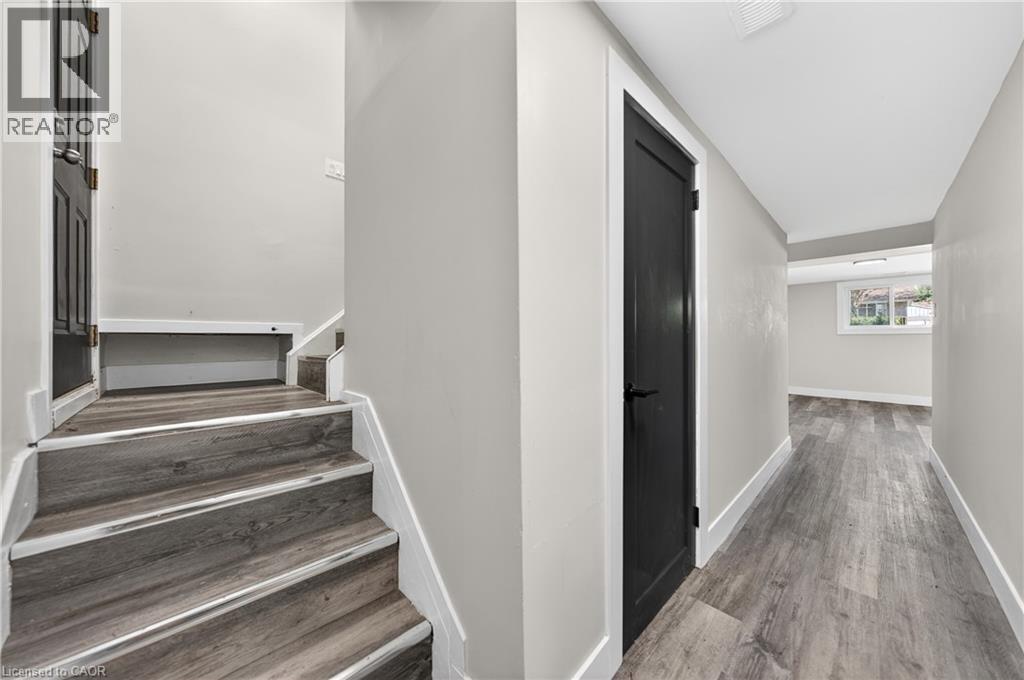 970 Parkdale Avenue — photo 30