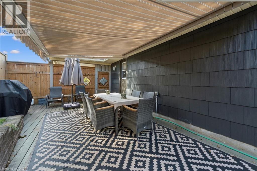 172 Laurentian Drive — photo 30