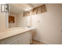 34 Routledge Ave, Sault Ste  Marie, ON P6B2X7 Photo 22