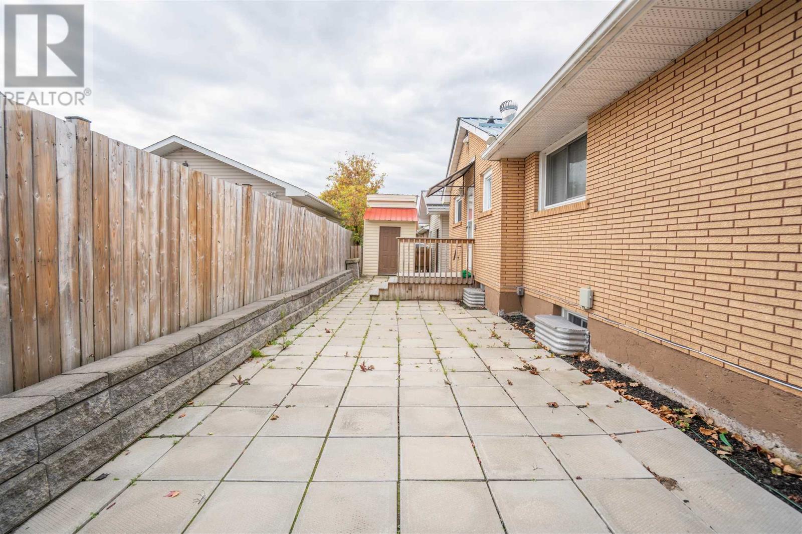 34 Routledge AVE - Image 29