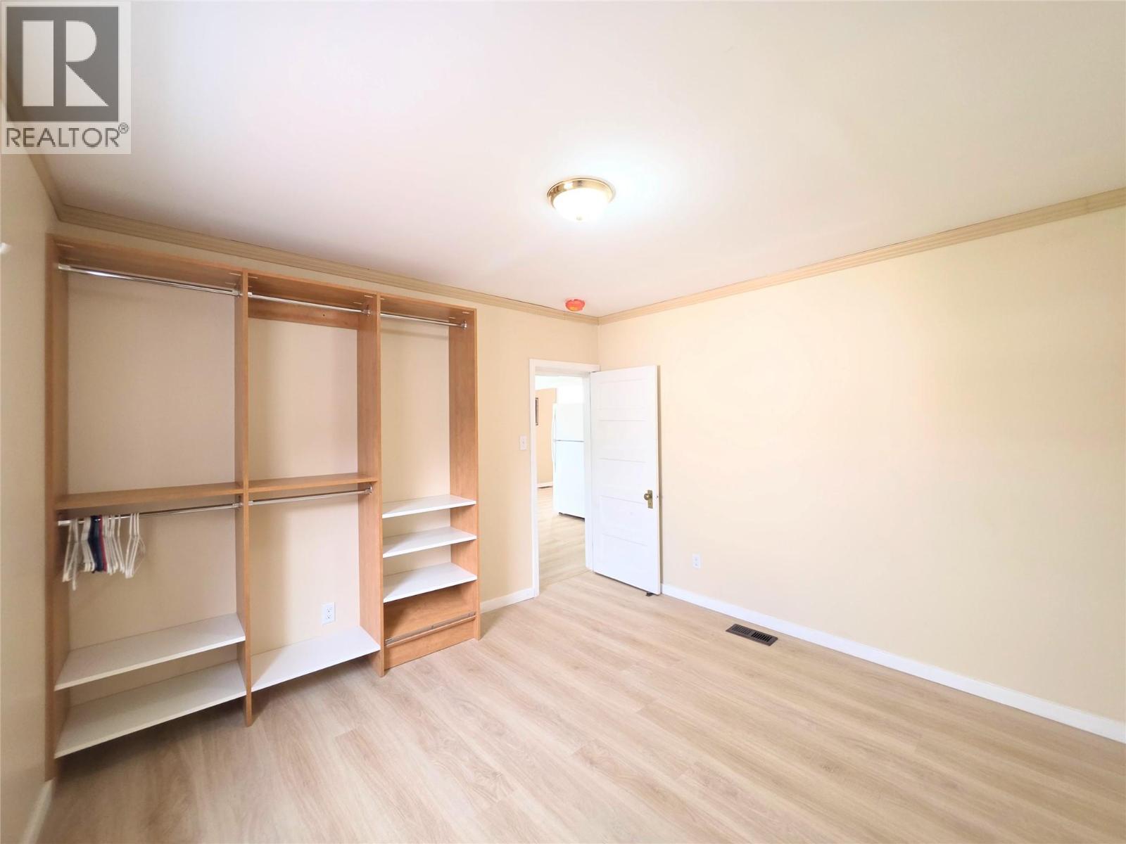 101 6th Avenue S - 20