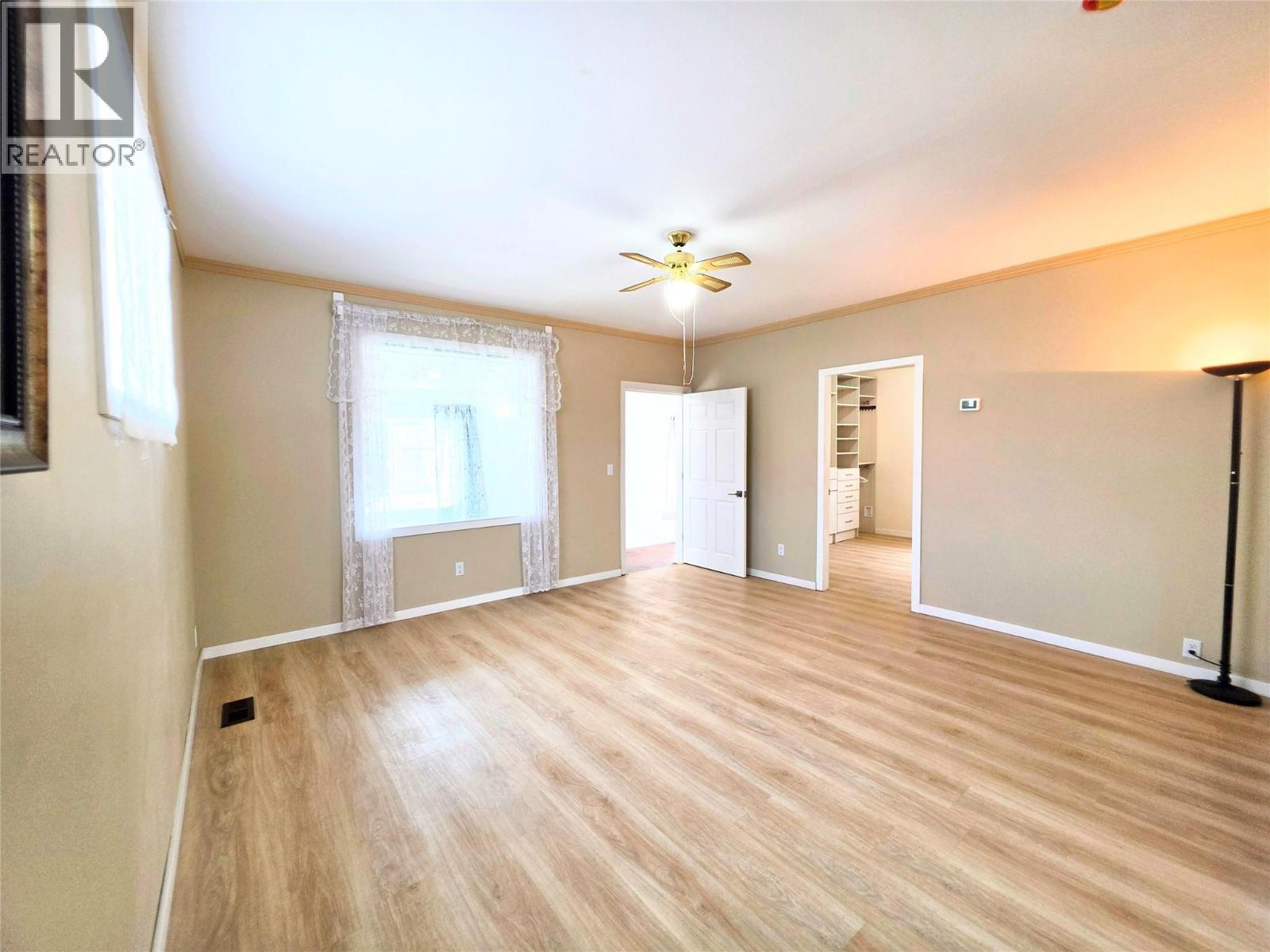 8 of 20 - 101 6th Avenue S