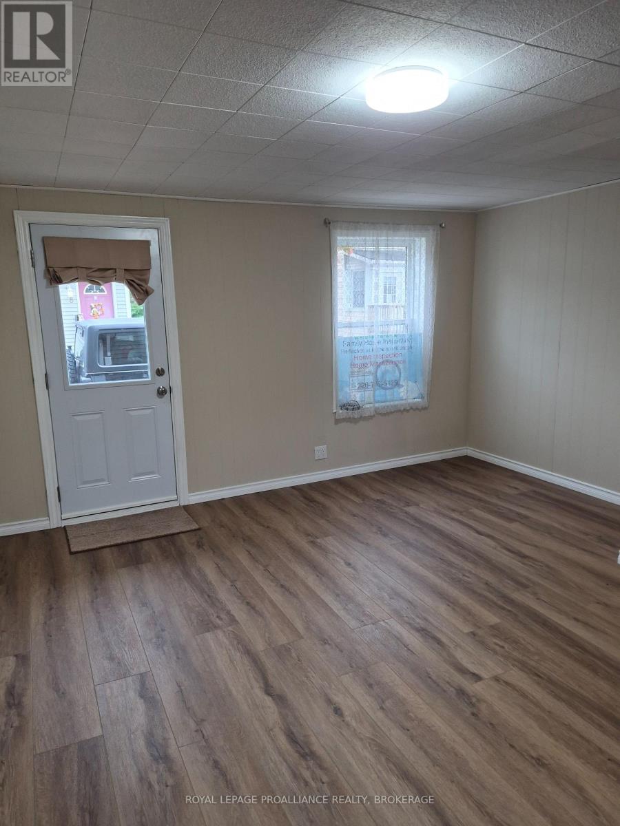 7 Dales Avenue — photo 2