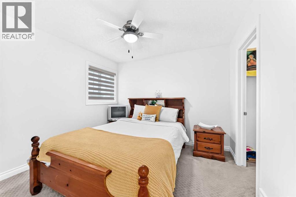 336 Saddlemont Boulevard NE - 25