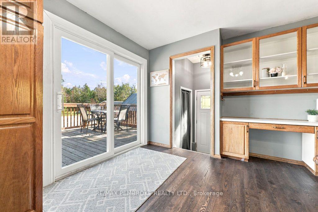 37800 41 HIGHWAY - Image 7