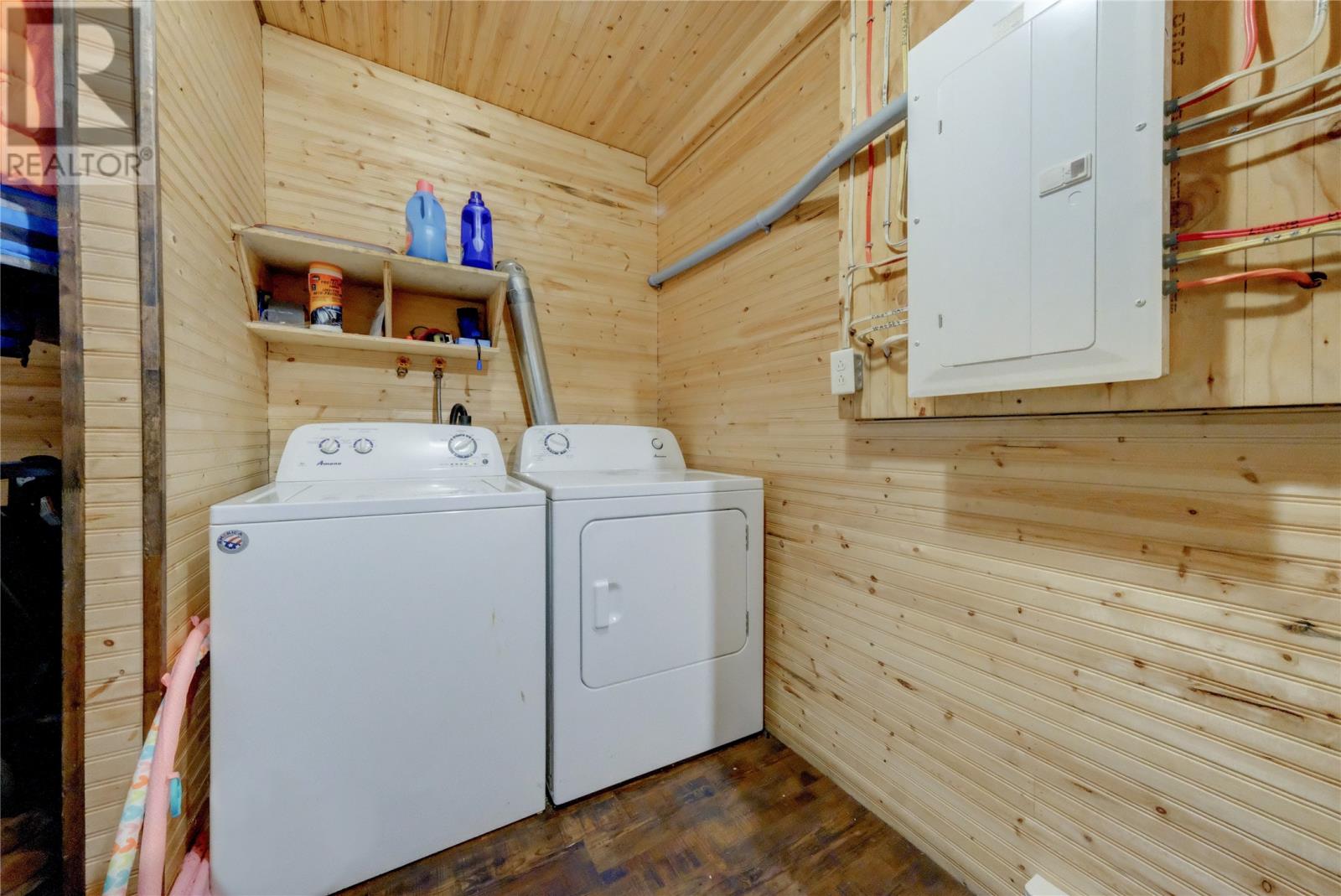18A Forest Road - 19