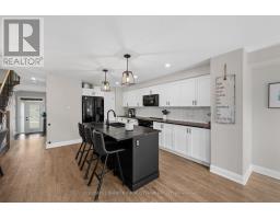 Kitchen - 94 Porter Street, Ottawa, ON K2S2L8 Photo 11