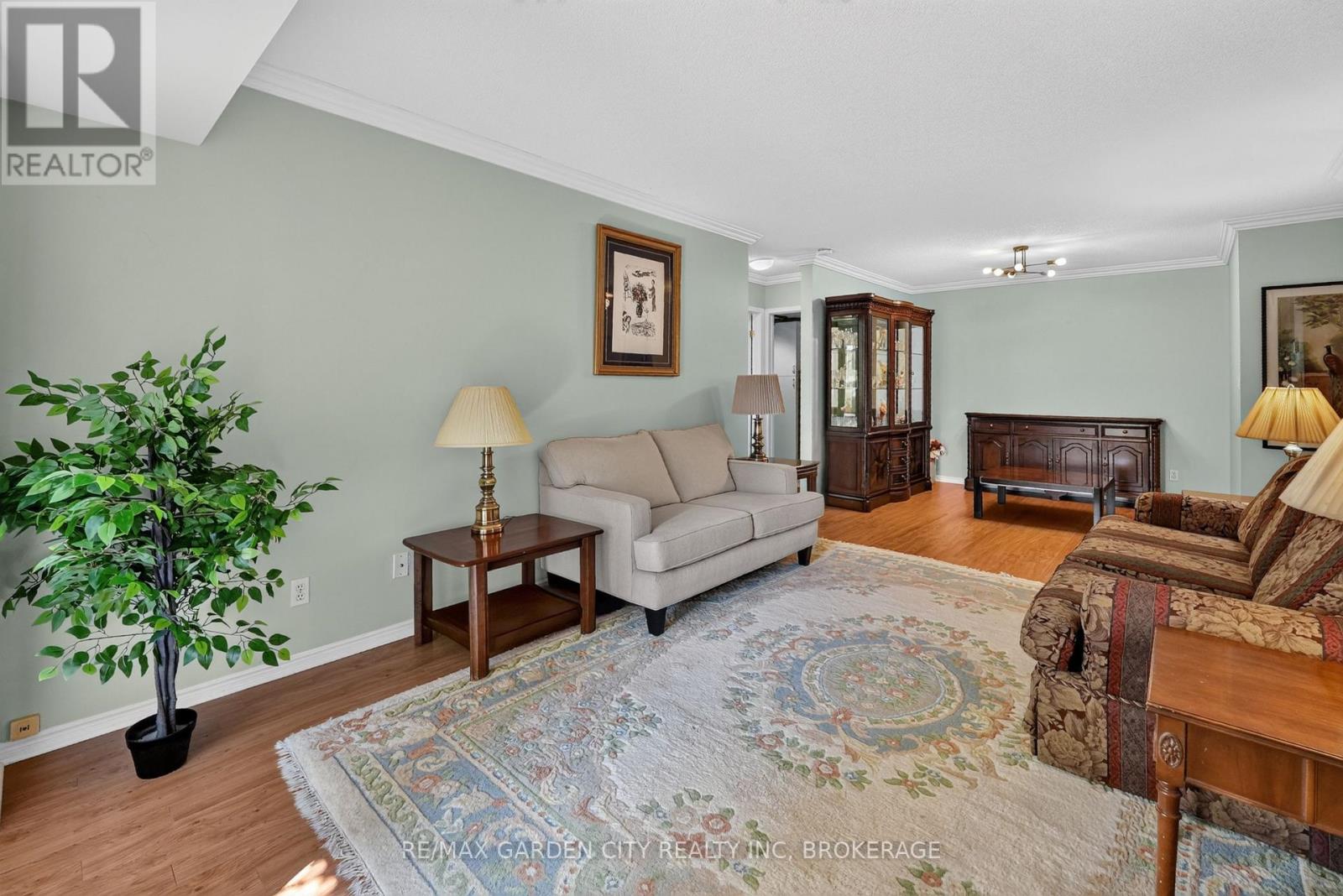 #107 4090 JOHN CHARLES BOULEVARD - Image 10